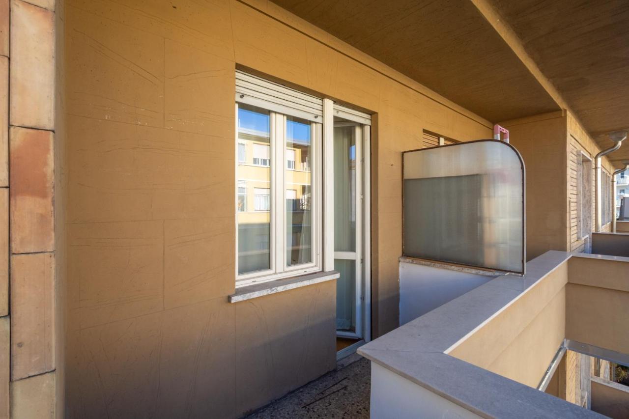 Toc-Toc Apartment A 10 Min Dall'Ospedale Maria Vittoria Torino Eksteriør billede